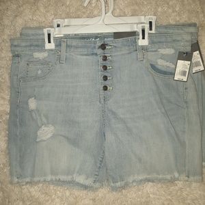 Mossimo Low Rise Distressed Boyfriend Shorts-NEW